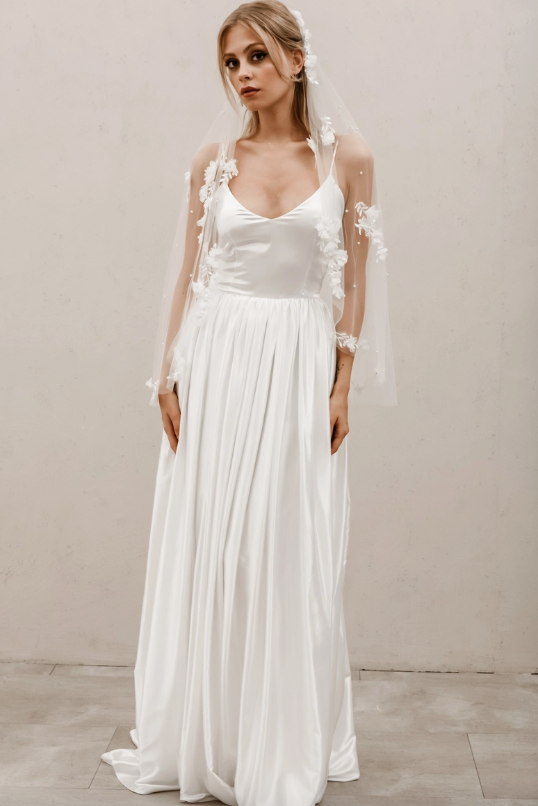 Floral Applique Veil