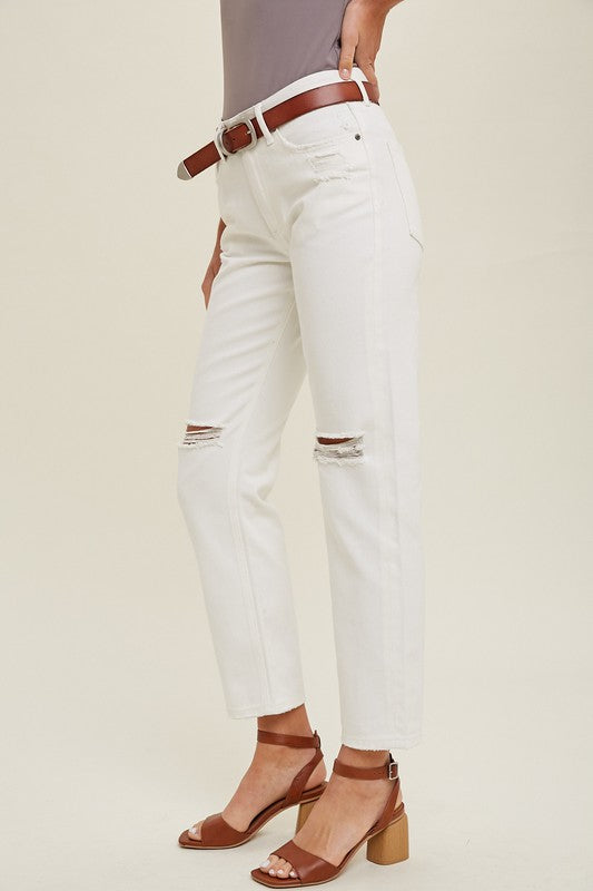 Loose Fit Distressed Ankle Jeans