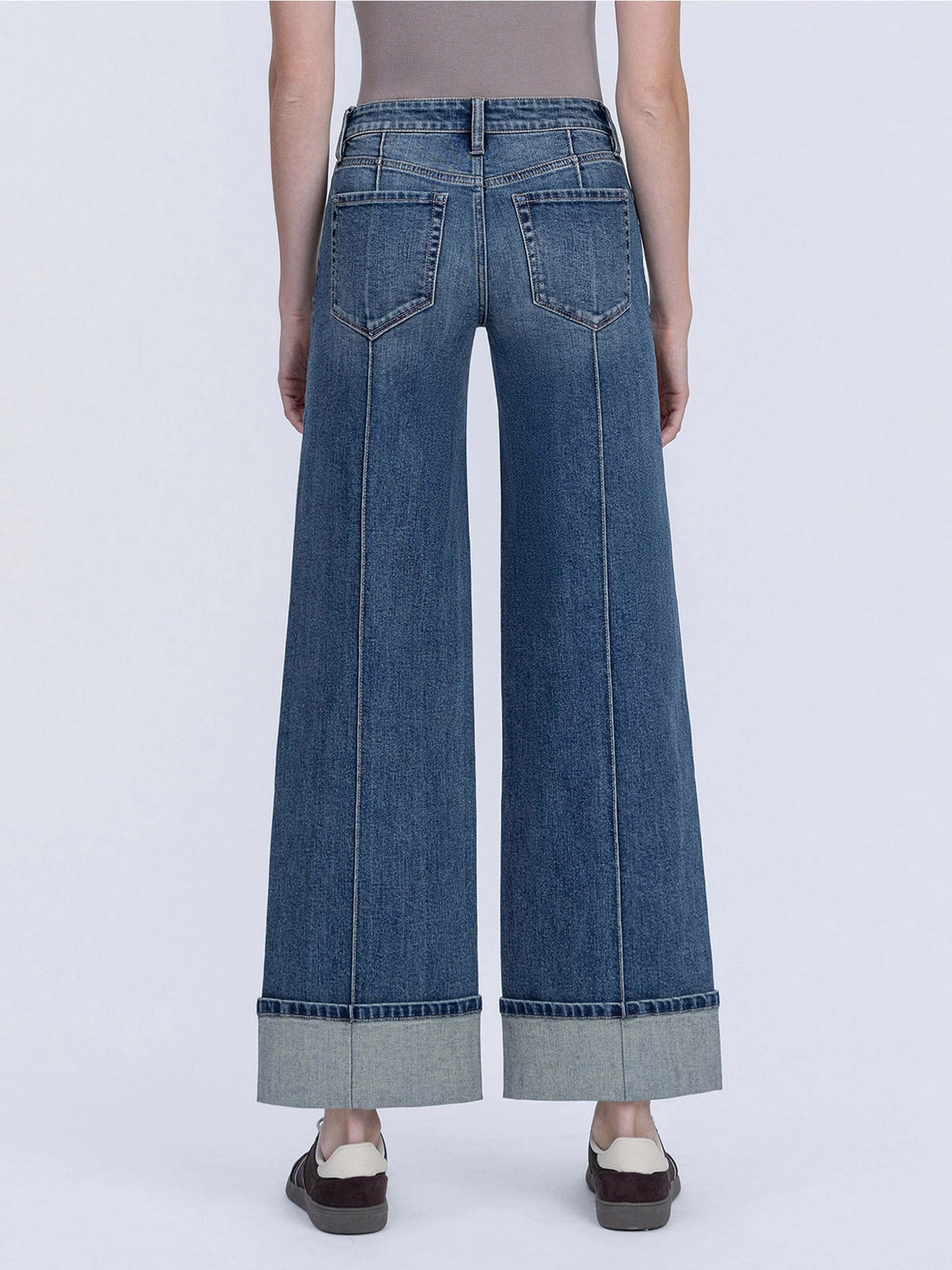 Mid-Rise Pin Tuck Cuffed Wide Jeans