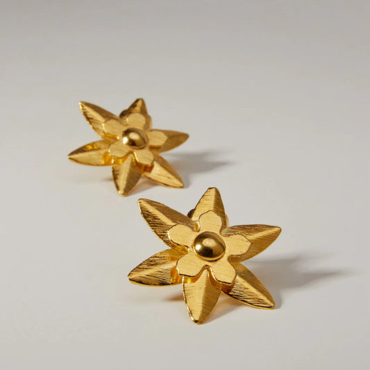 Flower Spikes Studs